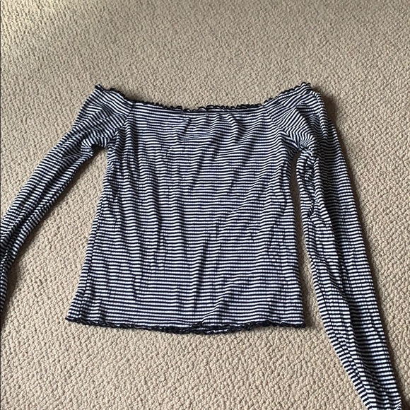 half off the shoulder top - Picture 1 of 1